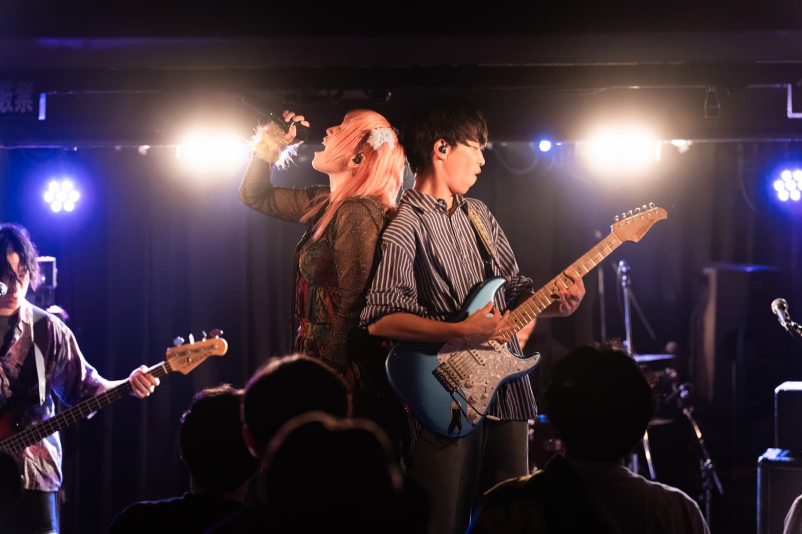2026年9月20日 下北沢 近松でライブをする SHE IS LIGHT