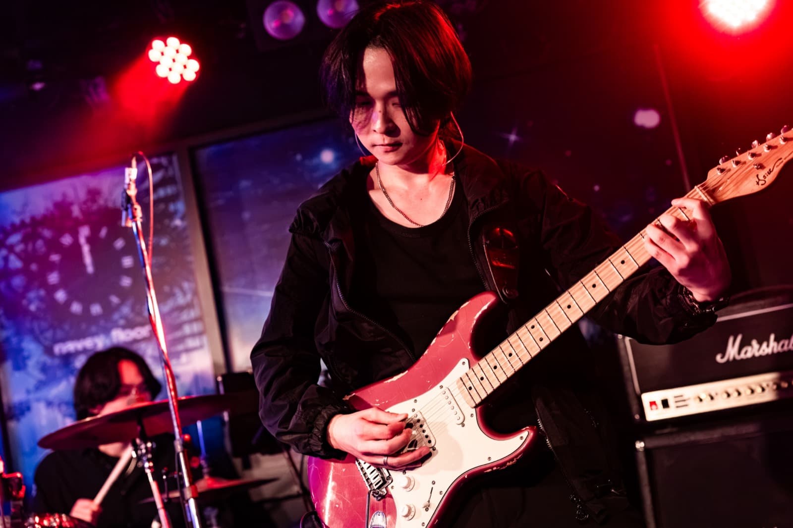 2026年10月15日 赤坂 navey floor AKASAKA でライブをする SHE IS LIGHT