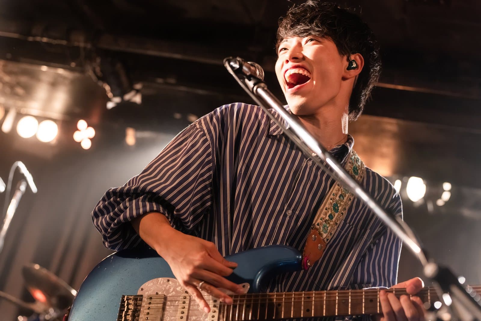 『世界は君が創るモノ』(9/20 下北沢 近松)ライブ写真 3